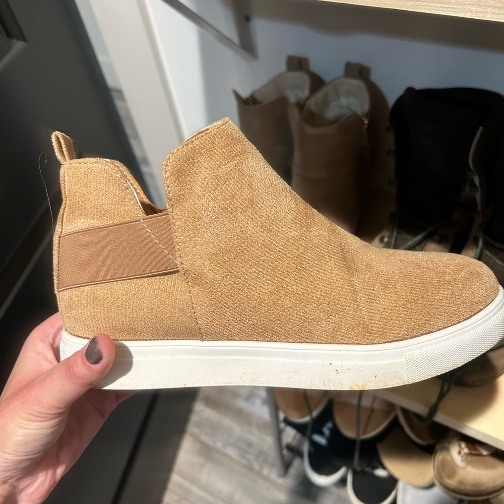 Women’s size 39